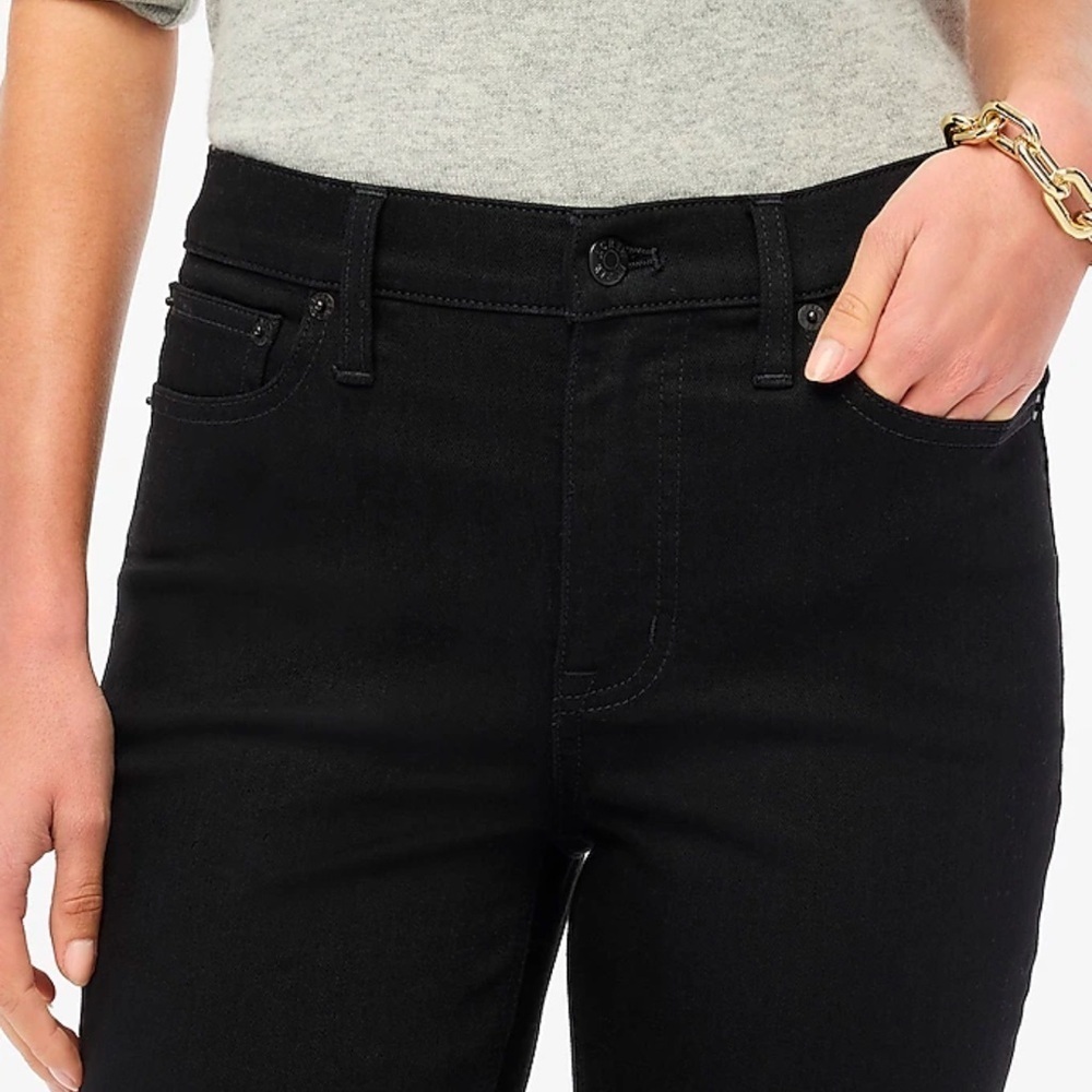 J. Crew High Rise Petite flare crop black jean in all-day stretch Size 26P - Picture 3 of 8